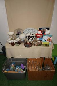 lot 94 image: Serving Pieces, Collector Plates, Cookie Jars