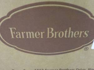 lot 50 image: 5 lb. Bag Farmer Brothers Worlds Fi...