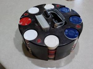lot 117 image: Poker Chip caddy...