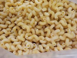 lot 131 image: Case of 15 lbs. Cavatappi Elbow Past...