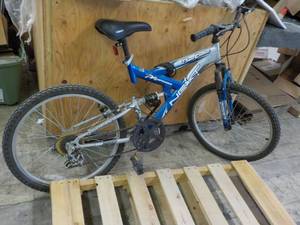 lot 184 image: NEXT Power Climber ZX Suspension 1B...