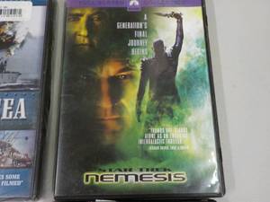 lot 196 image: 4 DVDs Star Trek and more...