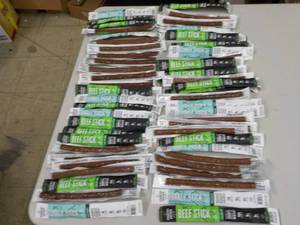 lot 178 image: Turkey and Beef Stick Jerky 55 tota...