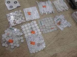lot 68 image: Lot of Assorted Decorative Tile...
