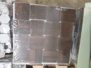 lot 72 image: 10 Sheets LifeProof Autumn Wood Mod...