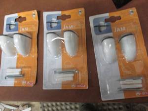 lot 105 image: 3 Dolle Jam 316 in. - 34 in. Adju...