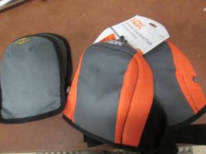 lot 117 image: 3 Pair KneePads...