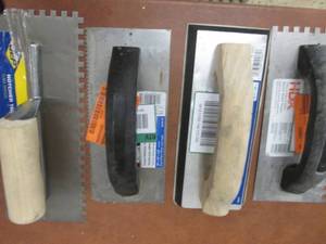 lot 130 image: 3 Trowels & Float...