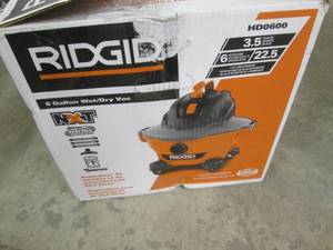 lot 141 image: Ridgid 6 Gal. 3.5-Peak HP NXT WetD...