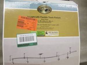 lot 163 image: Hampton Bay 8 ft. 5-Light Silver In...