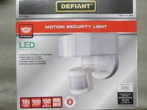 lot 172 image: Defiant 180 Degree White LED Motion...