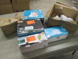 lot 223 image: Assorted Light Bulbs, Flood Lights...