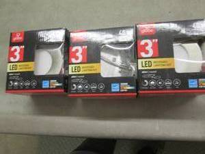 lot 235 image: 3 Globe Electric Designer Ultra Sli...
