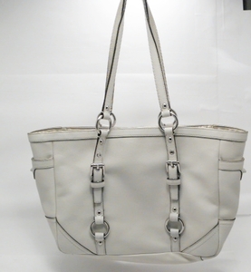 Authentic Coach Off-White Leather Shoulder Bag