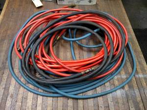 lot 140 image: (3) Air Hoses...
