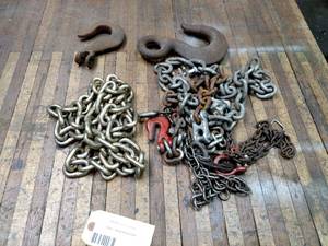 lot 146 image: Asstd Chains & Hooks...
