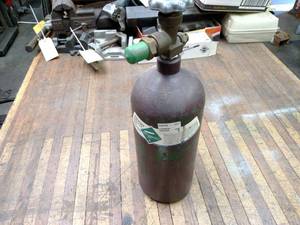 lot 148 image: ArgonCarbon Dioxide Bottle...
