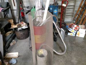lot 184 image: Asstd Metals in Drum & Screens...