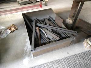 lot 186 image: Steel Box & Metals...