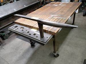 lot 24 image: Blacksmith Mandrel 40 12 x2 12 ...