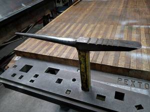 lot 26 image: Blacksmith Mandrel 20 18 x 1 916...