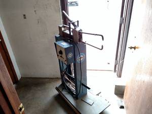 lot 6 image: Miller Resistance Spot Welder, Mode...