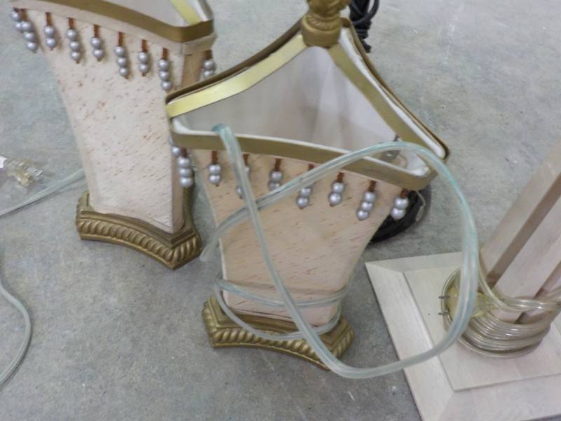 1 Floor Lamp and 4 Lamps...