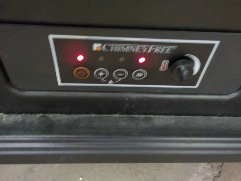 Electric Fireplace- powers on and h...