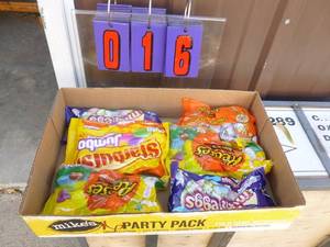 Flat of Candy. As shown. All Late 2020 or 2021 Best By Date.