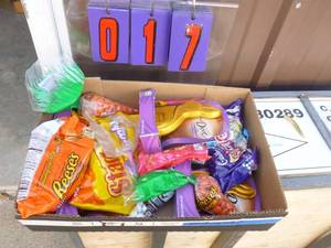 Flat of Candy. As shown. All Late 2020 or 2021 Best By Date.