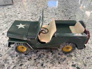Antique Japanese Jeep Metal Vehicle