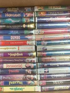 Lot of 39 Disney VHS Movies & VCR (Includes Black Diamond Beauty Beast & Aladdin)
