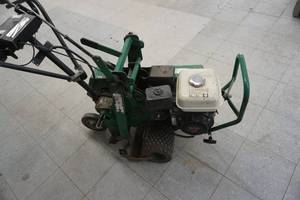 lot 34 image: 2007 Textron Ryan Model 544945A Power Sod Cutter