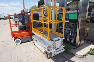 lot 10 image: Hybrid Brand Model HB1430 Electric Scissors Lift