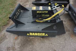 lot 11 image: Brand New Universal Mount Bobcat Skid Loader Skid Steer 80 Brush CutterBrush Hog With Push Bar