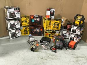Pallet with assorted Portable Powers and Battery Charges various brands models and conditions Customer Returns
