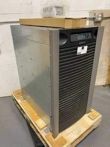 lot 45 image: APC Symmetra LX 120240V 16kVA SYAF16k Case with MIMs