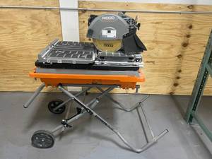 lot 68 image: RIDGID 10 in. Wet Tile Saw with Stand