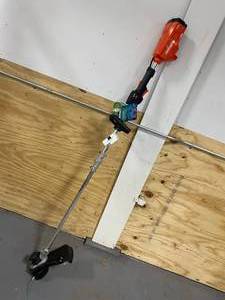 lot 75 image: ECHO Straight Shaft 58V Battery Powered Weed Whip Trimmer - Tool only.