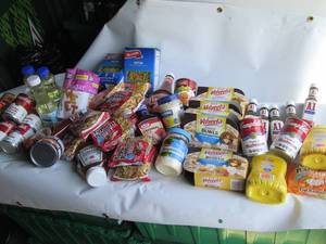 lot 62 image: Huge Lot of Past Date Food (Soup, O...