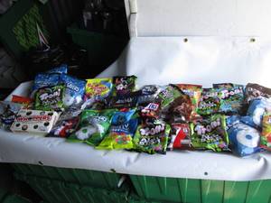 lot 69 image: Candy & Snacks Past Due See Photo...