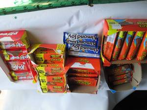 lot 84 image: Candy Bars See Photos Past Date...