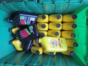 lot 87 image: Assorted Motor Oil In Lockable Tote...