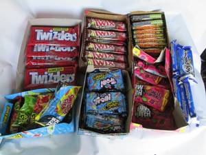 lot 112 image: Assorted Candy In Lockable Tote Pa...