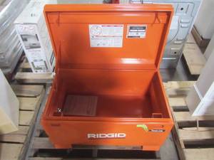lot 205 image: RIDGID 32 in. x 19 in. Portable Storage Chest 2032-OS