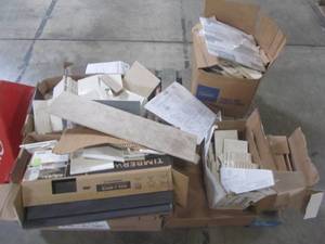 lot 312 image: WHOLESALE MIXED PALLET OF MISCELLANEOUS FLOOR AND WALL TILE