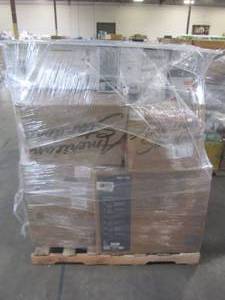 lot 235 image: WHOLESALE MIXED PALLET TOILETS AND TOILET TANKS