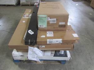 lot 138 image: WHOLESALE MIXED PALLET OF MISCELLANEOUS CLOSET SHELVING AND SHUTTERS