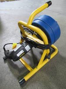 lot 917 image: BrassCraft 516 in. x 50 ft. Cable Drum Machine BC260 - Missing foot control and Cutters, Cable will need to be replaced (Kinked)