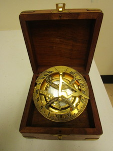 lot 344 image: MARINE SEXTANT, WITH CASE